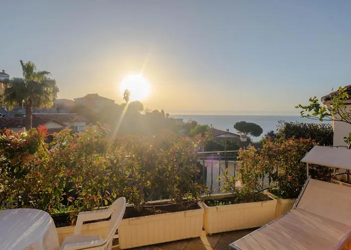 Thomhouse - Giotto - Joli Studio Acces Independant Dans Maison Mae-1144 *