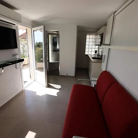 Διαμέρισμα Thomhouse - Giotto - Joli Studio Acces Independant Dans Maison Mae-1144 *